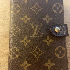Louis Vuitton PM Agenda